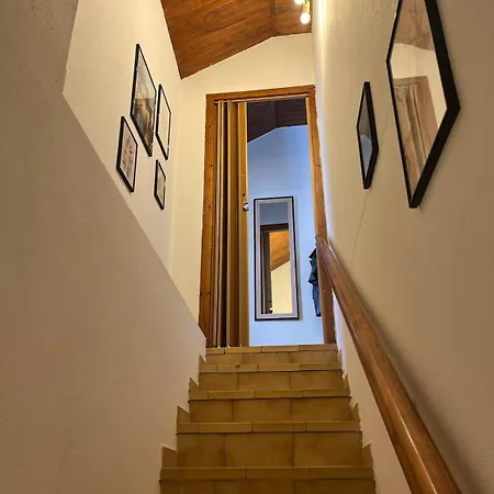 Maison - 2 Chambres, Balcon Et Garage Apartmán