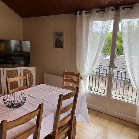 Appartement Maison - 2 Chambres, Balcon Et Garage La Salvetat-sur-Agout